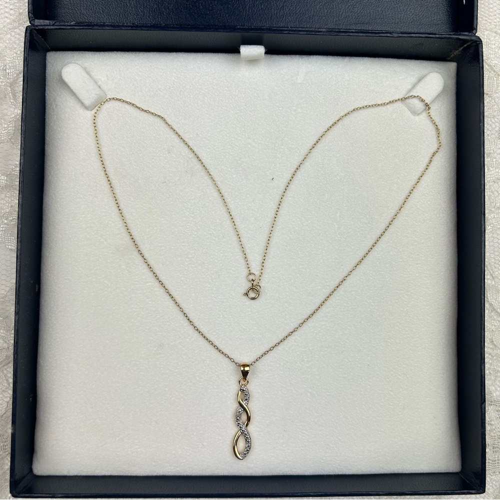 Bloomingdale's Two Tone 925 Sterling Silver Infinity Necklace Quiet Luxury Glam
